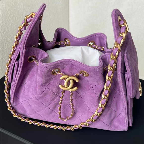 Chanel 25 Mini Purple Suede RUNWAY New 26C Cruise Collection Limited Edition NIB - Picture 1 of 14